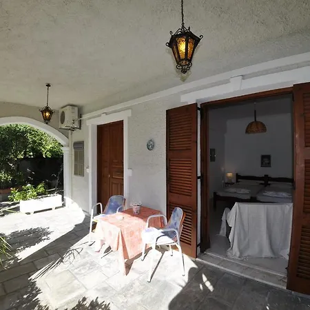 Apartament Alexandros &