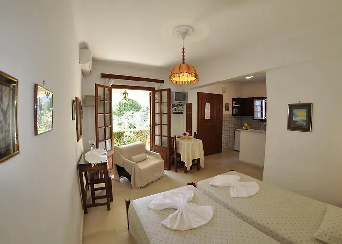 Alexandros Apartments&studios