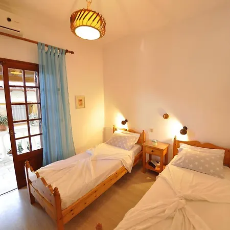 Appartement Alexandros & *